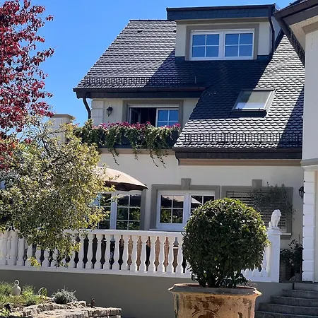 Schloss Merzhausen Διαμέρισμα *
