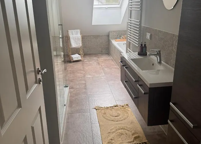 Schloss Merzhausen Apartamento *